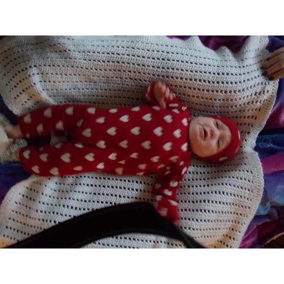 Burberry Deep Heart Coverall with hat - Picture 2 of 5